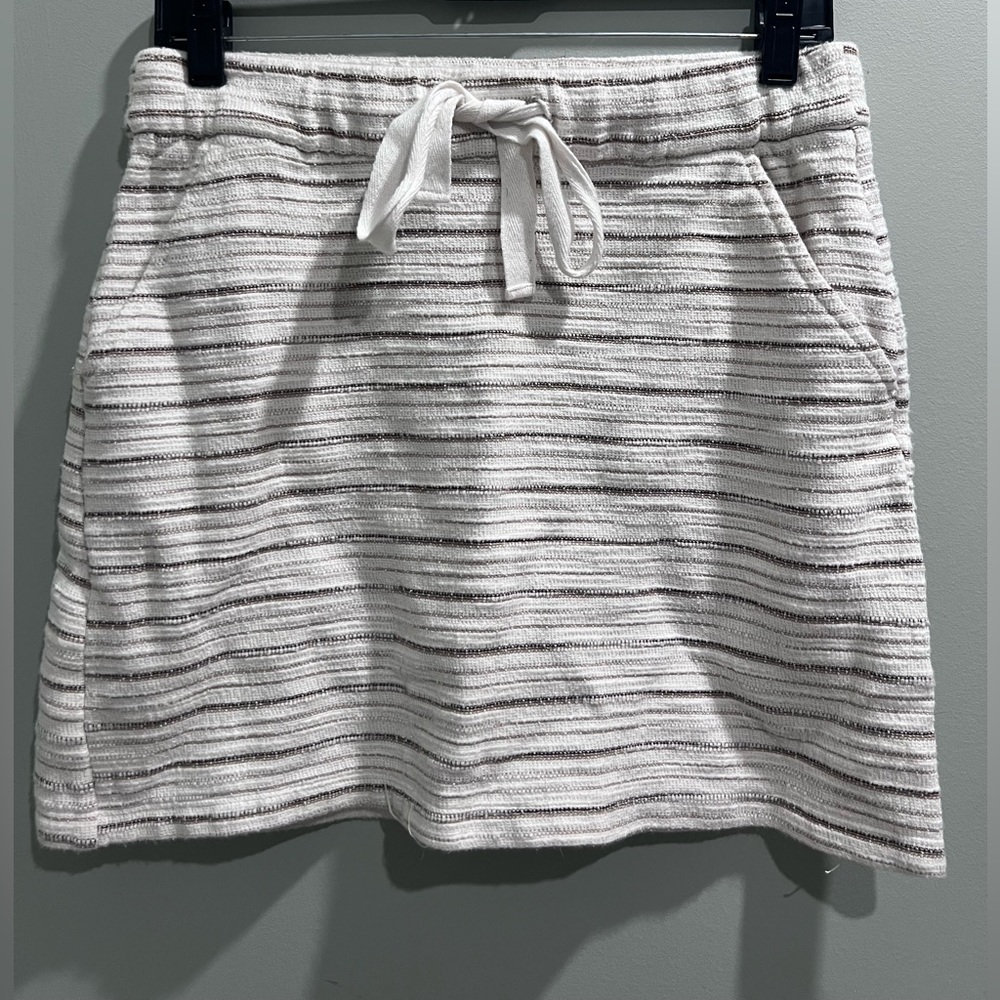 Horizontal Striped off white skirt